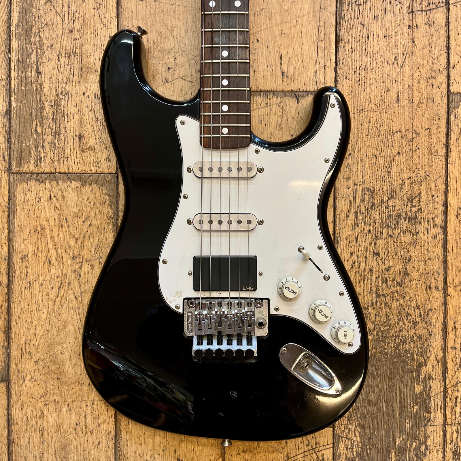 Fender Stratocaster 1992 Japan HSS EMG Pickups Pre-Owned