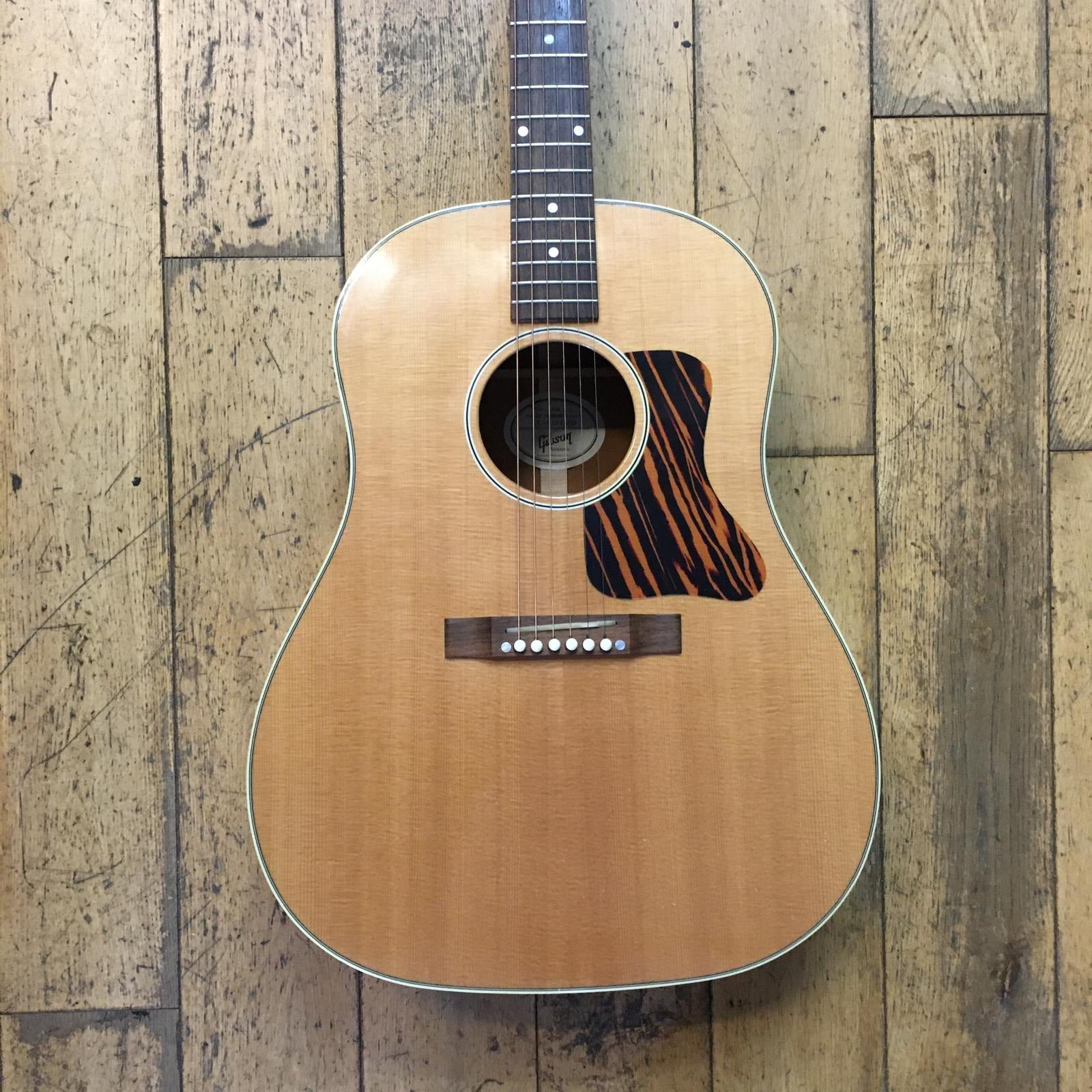 Gibson J-35 Banner Reissue Electro-Acoustic Pre-Owned