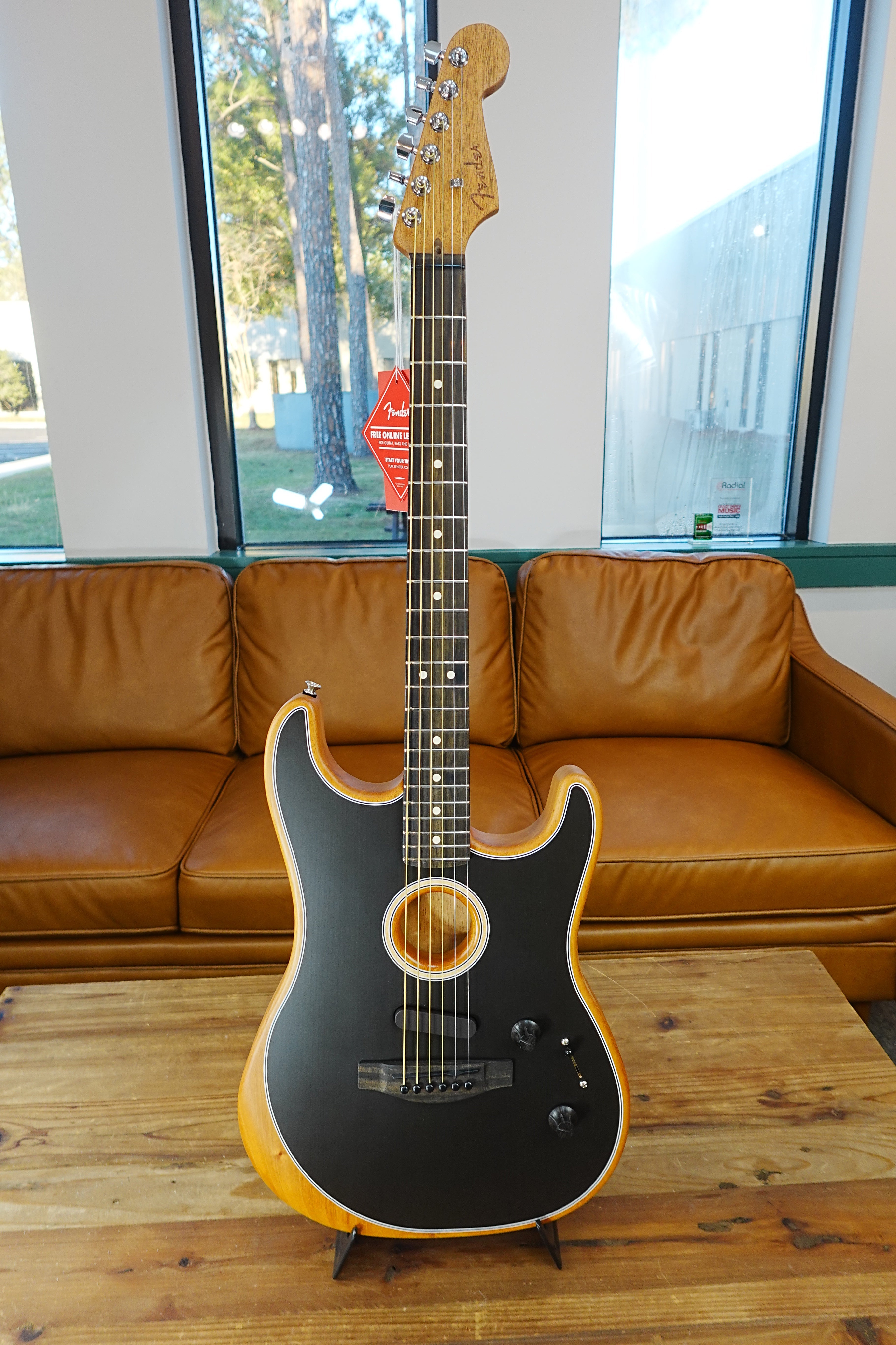 Fender American Acoustasonic Stratocaster - Black
