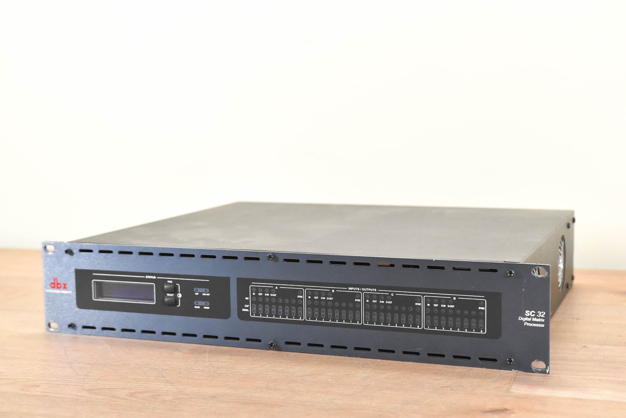 dbx SC 32 32 I/O Digital Matrix Processor