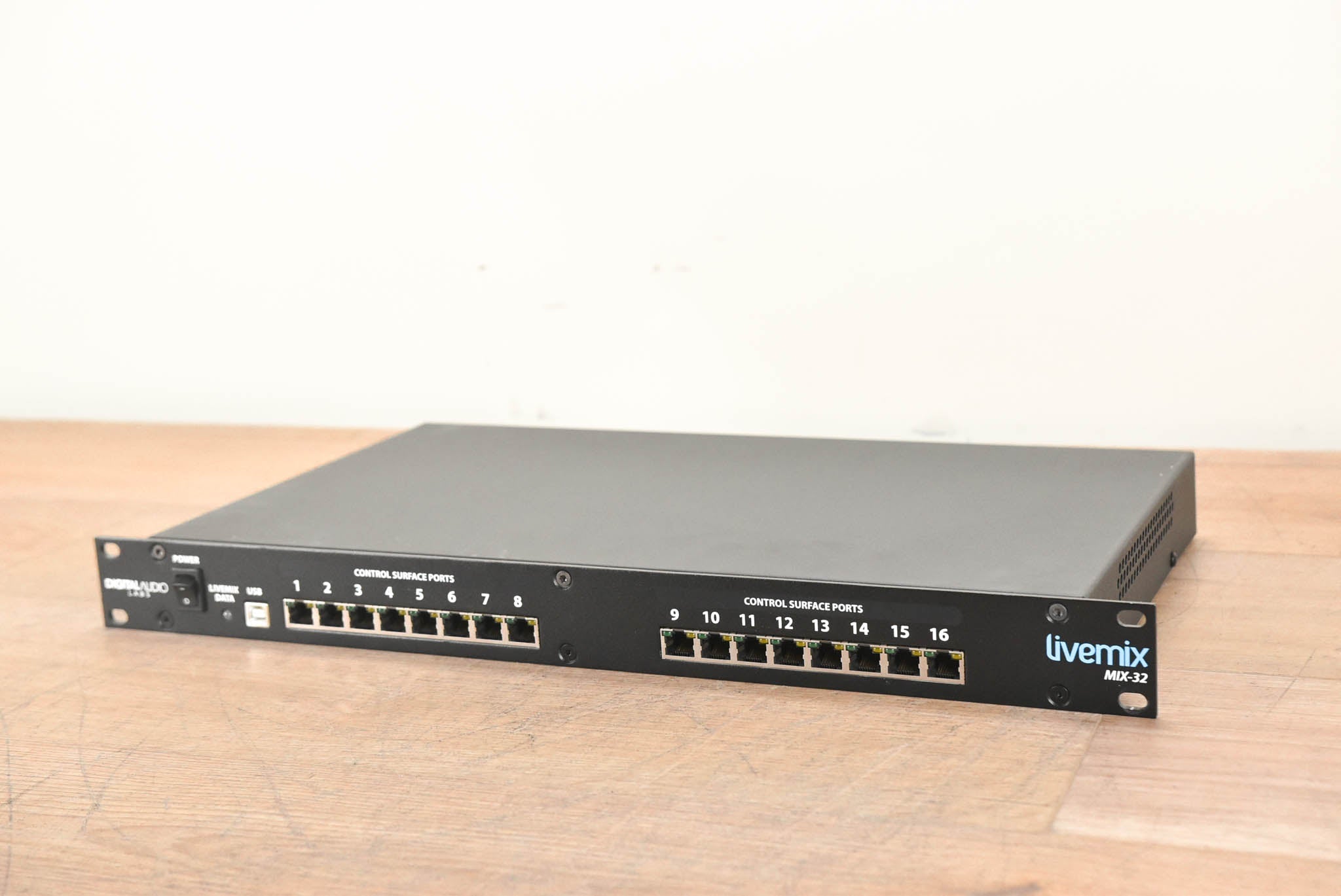 Digital Audio Labs Livemix MIX-32 Distribution Module (NO POWER SUPPLY)