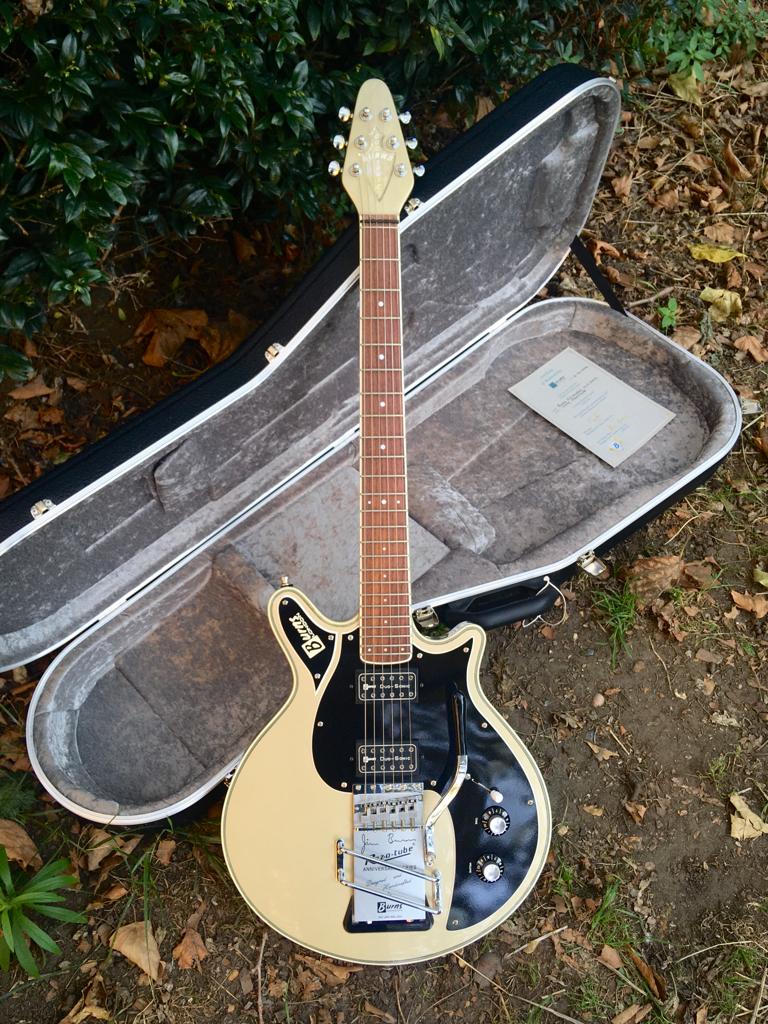 Burns BRIAN MAY 2000s - Gold