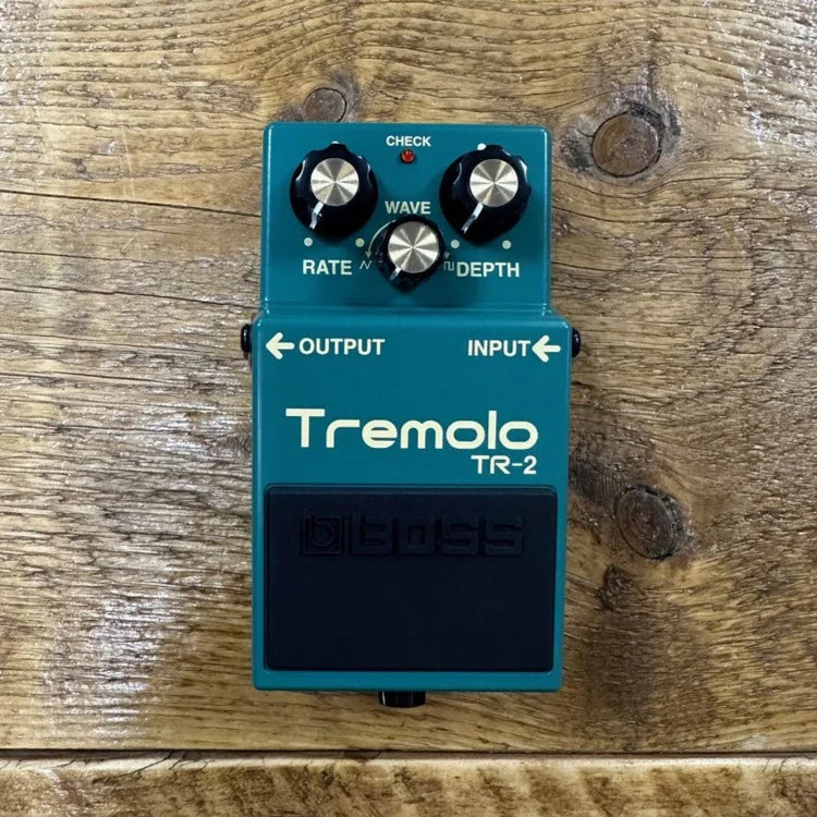 BOSS TR-2 Tremolo Pedal