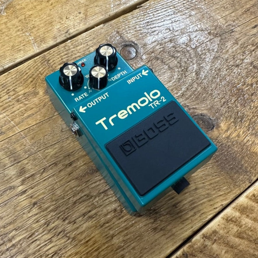 BOSS TR-2 Tremolo Pedal