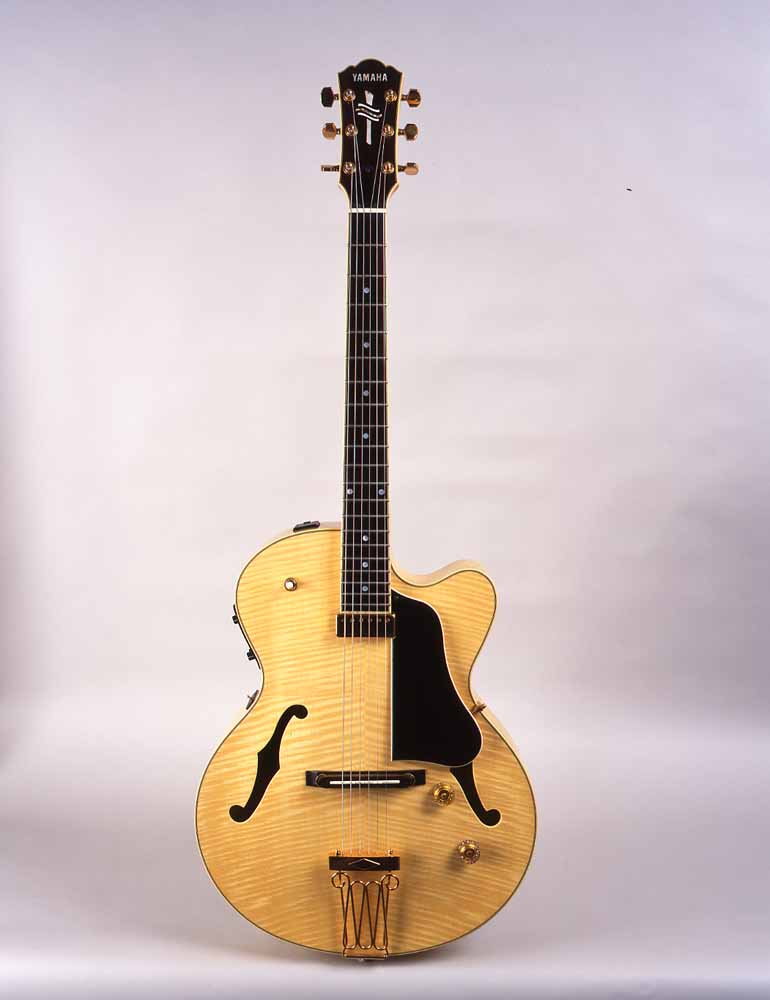 Yamaha AEX Archtop Ex Steve Howe YES ASIA 1990s - Blonde