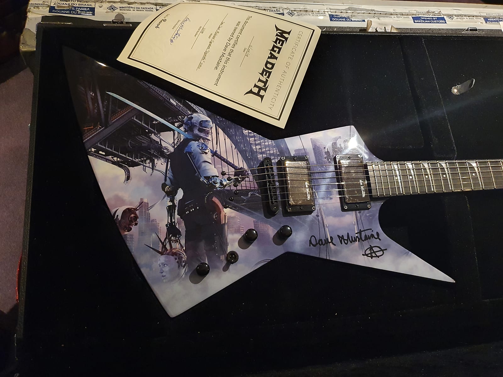 Dave Mustaine's personal owned Dean USA Custom Shop Dystopia