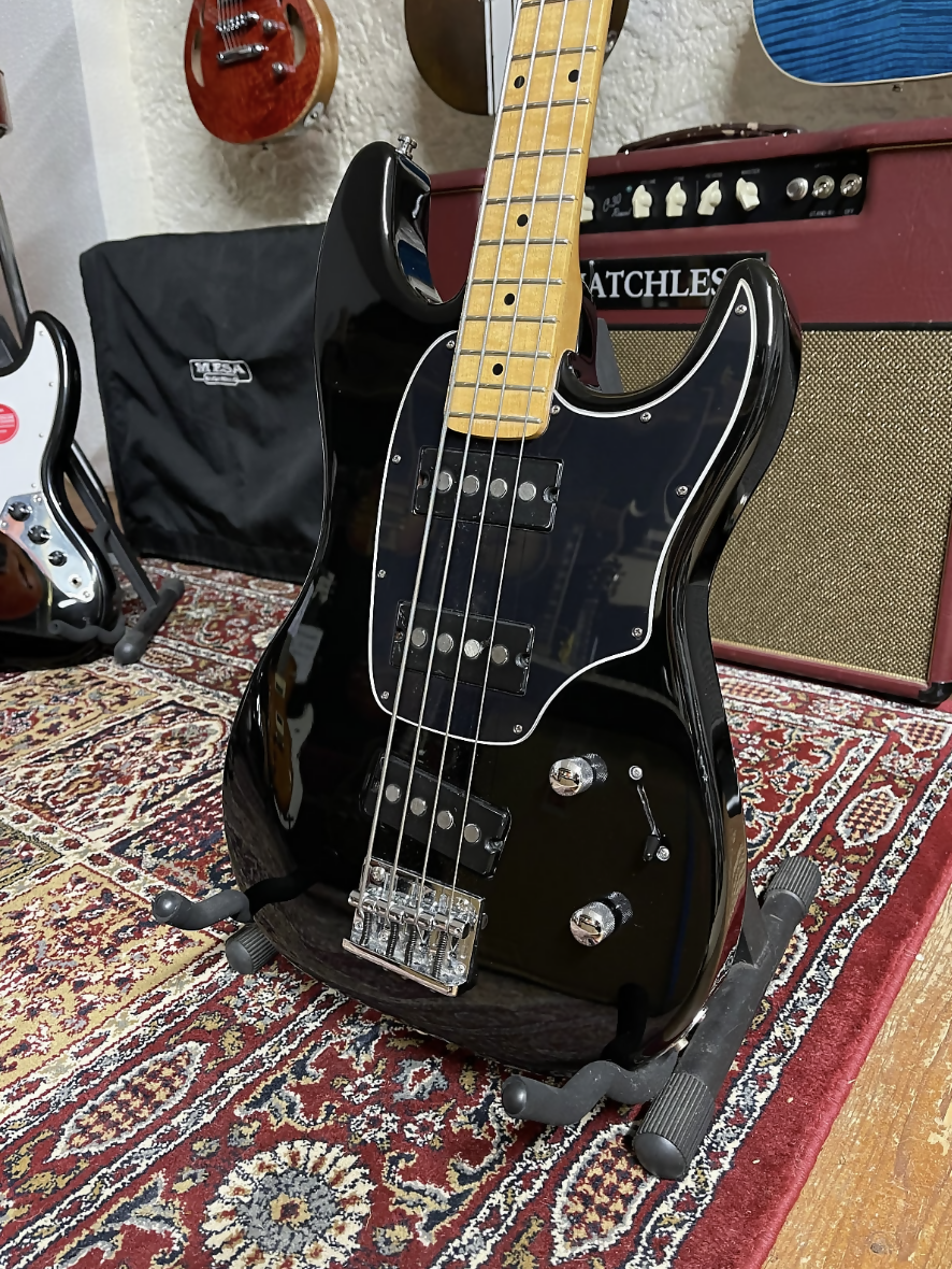 Godin Shifter 4 2000s - Black