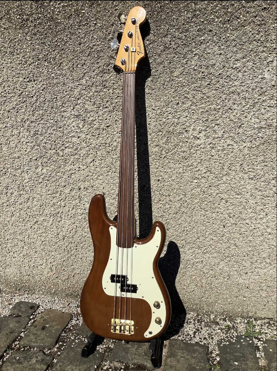 Fender Precision Fretless Bass with Rosewood Fretboard 1977 - Mocha Brown