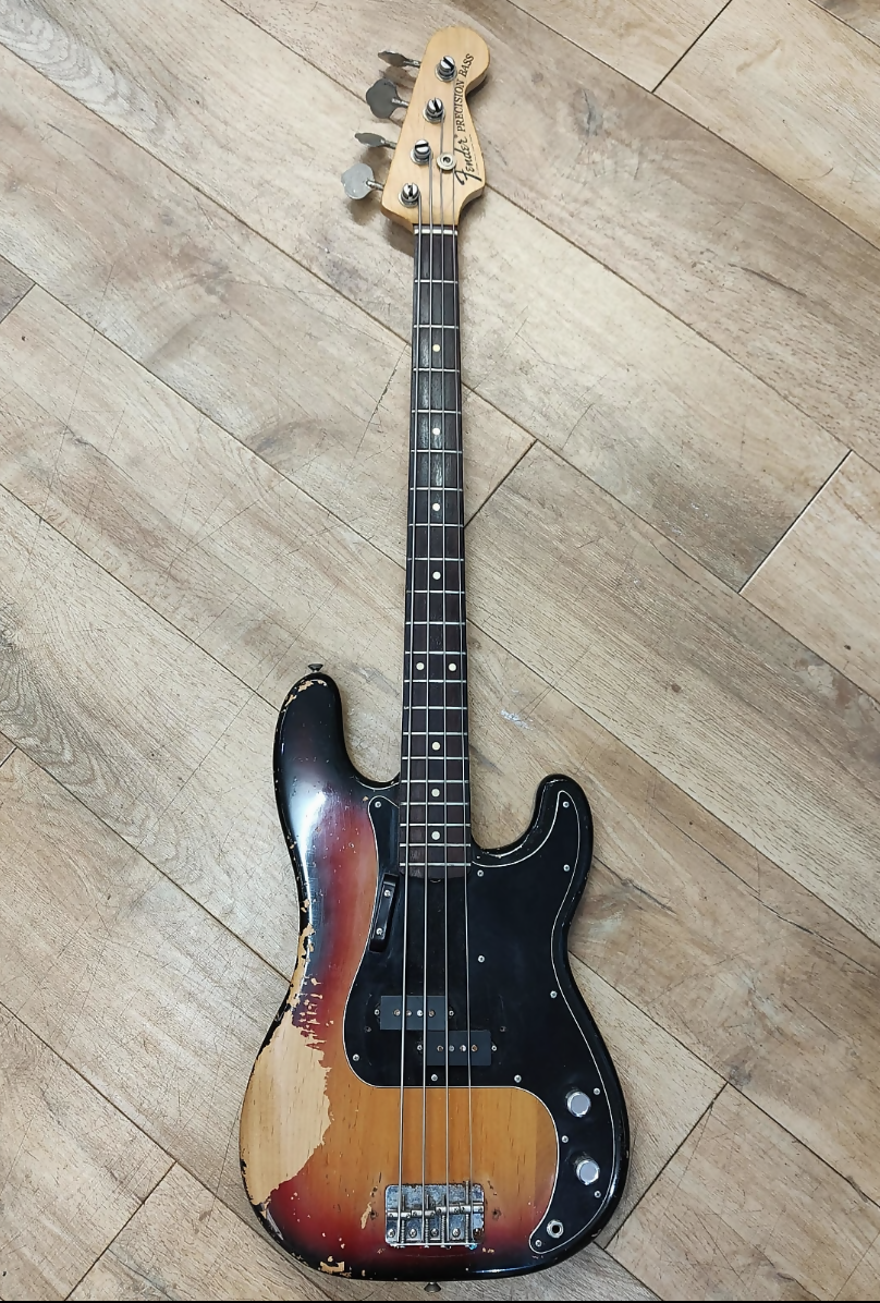 Fender Precision Bass with Rosewood Fretboard 1974 Sunburst