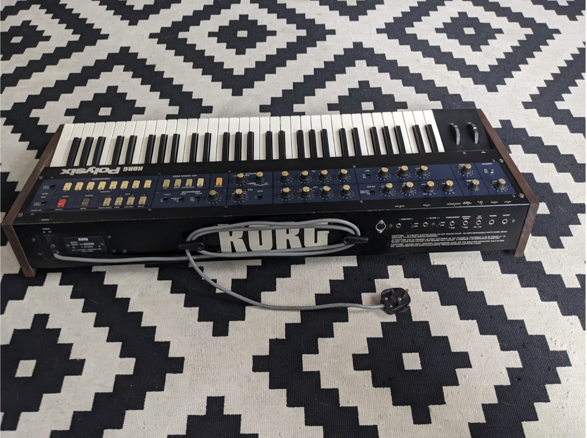 Korg Polysix