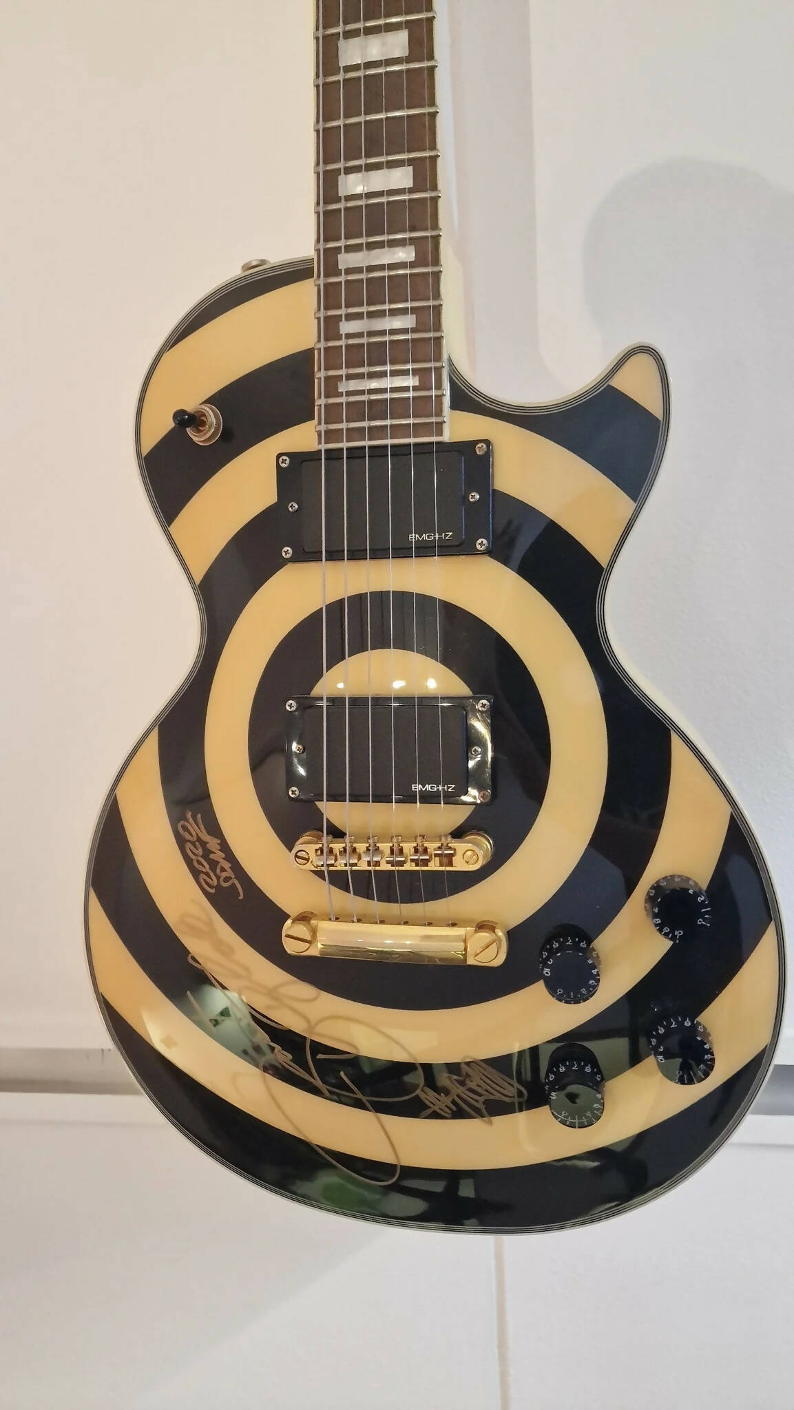 Gibson Epiphone Zakk Wylde Les Paul Custom Bullseye Signature Guitar Artist Signed